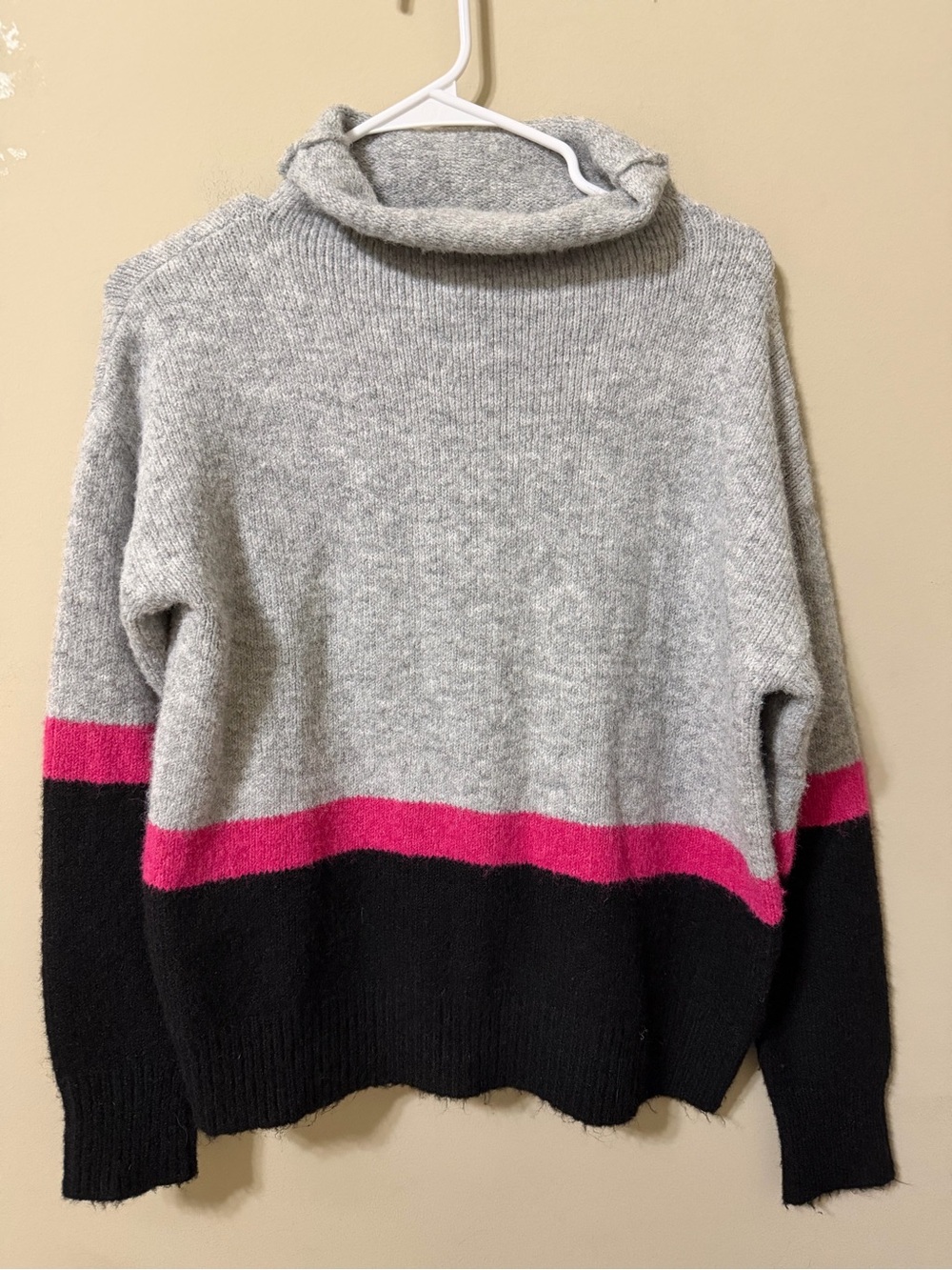 Karen Kane medium recycled fabric Cozy Colorblock Turtleneck Sweater soft chic